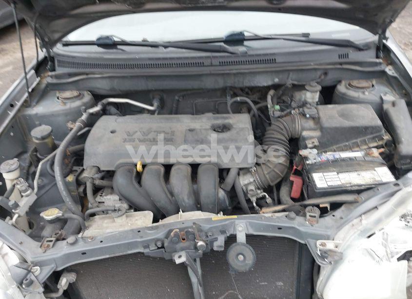 Photo 10 of 2005 Toyota Corolla CE (VIN 1NXBR32E55Z467290)