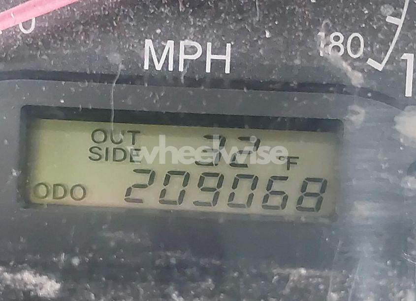 Photo 15 of 2005 Toyota Corolla CE (VIN 1NXBR32E55Z467290)