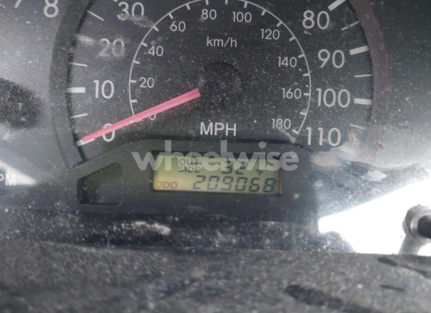 Photo 7 of 2005 Toyota Corolla CE (VIN 1NXBR32E55Z467290)