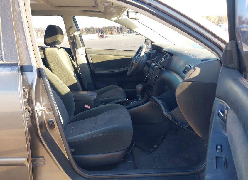 Photo 5 of 2005 Toyota Corolla S (VIN 1NXBR32E55Z482792)