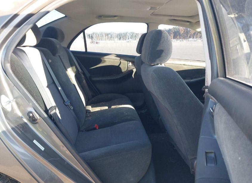 Photo 8 of 2005 Toyota Corolla S (VIN 1NXBR32E55Z482792)