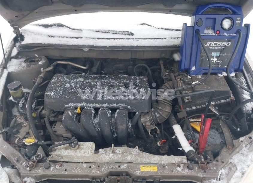 Photo 10 of 2005 Toyota Corolla LE (VIN 1NXBR32E55Z489399)