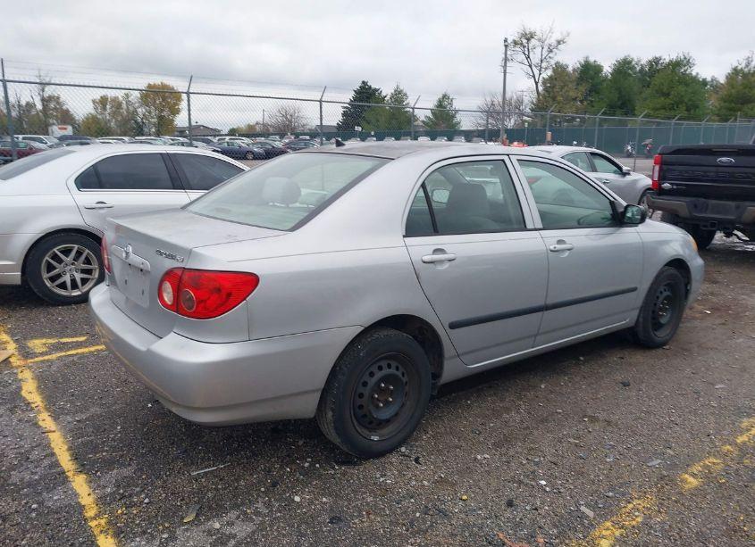 Photo 4 of 2005 Toyota Corolla CE (VIN 1NXBR32E55Z536852)