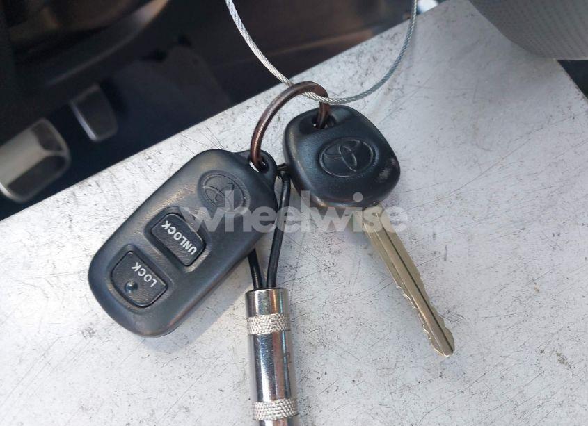 Photo 11 of 2006 Toyota Corolla S (VIN 1NXBR32E56Z590234)