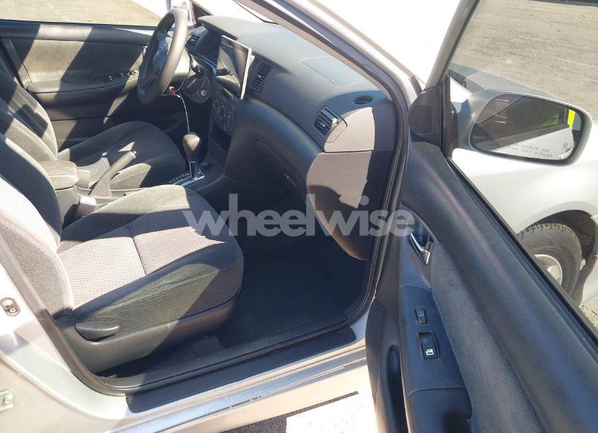 Photo 5 of 2006 Toyota Corolla S (VIN 1NXBR32E56Z590234)