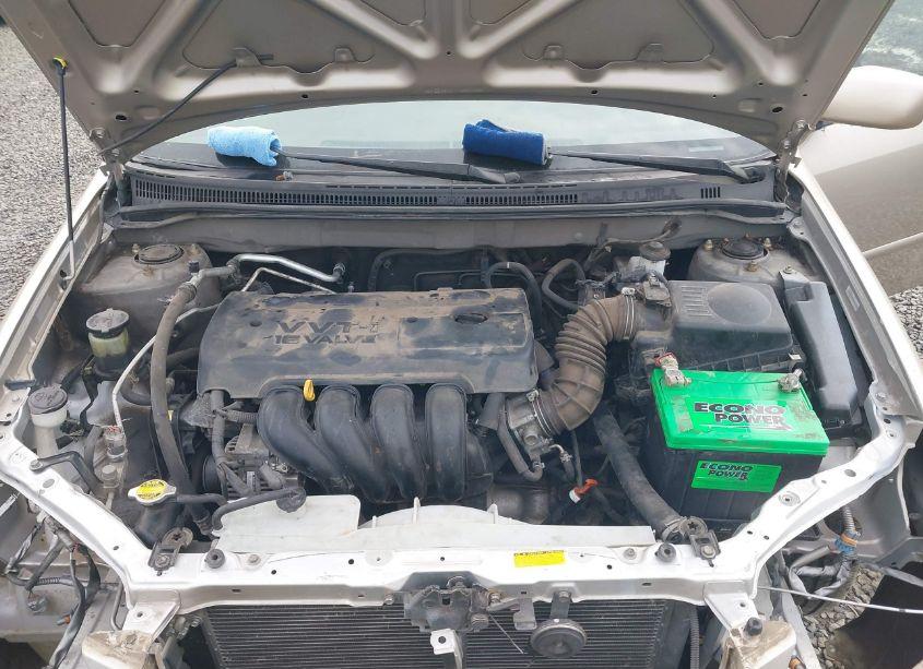 Photo 10 of 2006 Toyota Corolla LE (VIN 1NXBR32E56Z609090)