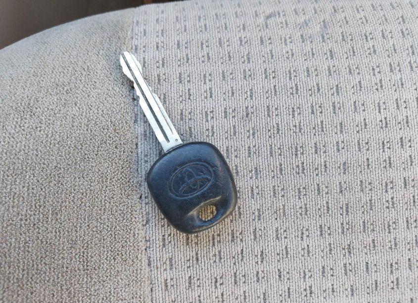 Photo 11 of 2006 Toyota Corolla CE (VIN 1NXBR32E56Z622423)