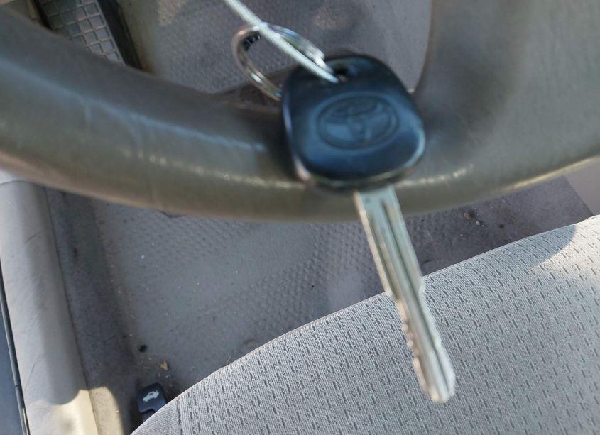 Photo 11 of 2006 Toyota Corolla CE (VIN 1NXBR32E56Z652215)