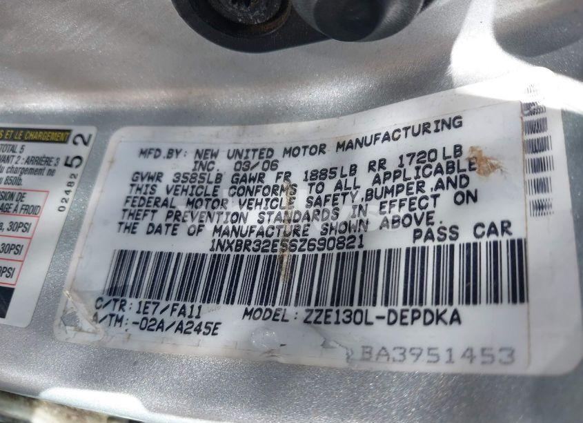 Photo 9 of 2006 Toyota Corolla CE (VIN 1NXBR32E56Z690821)