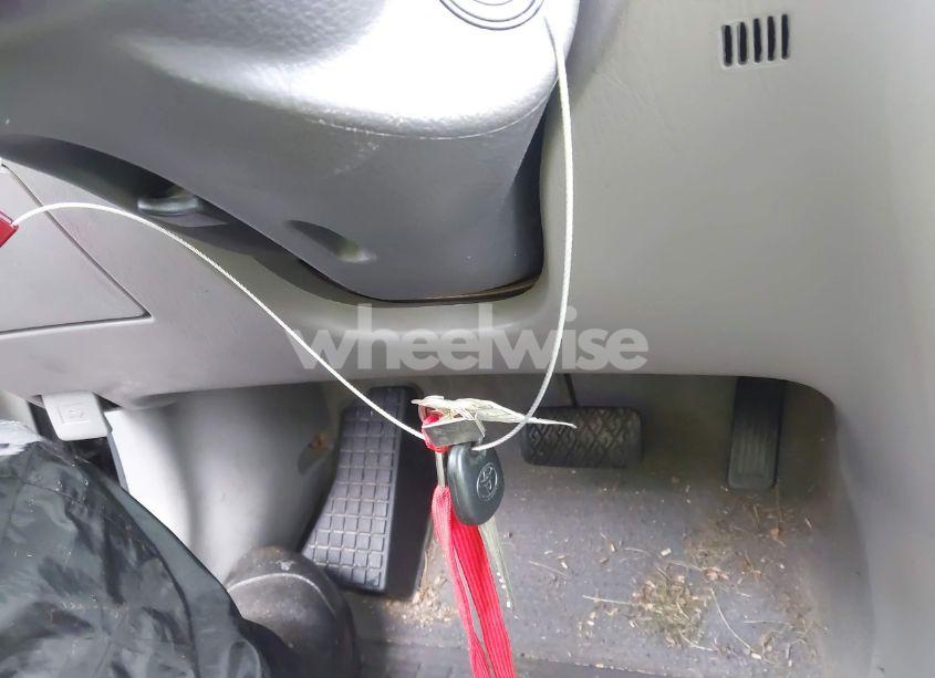 Photo 11 of 2006 Toyota Corolla CE (VIN 1NXBR32E56Z696876)