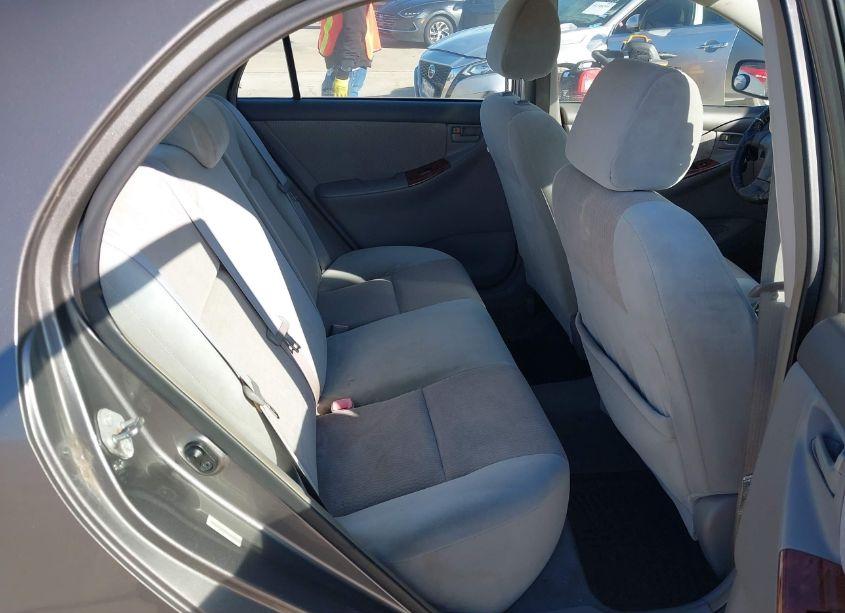 Photo 8 of 2007 Toyota Corolla LE (VIN 1NXBR32E57Z861441)