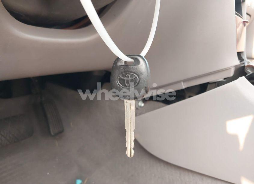 Photo 11 of 2007 Toyota Corolla LE (VIN 1NXBR32E57Z868373)