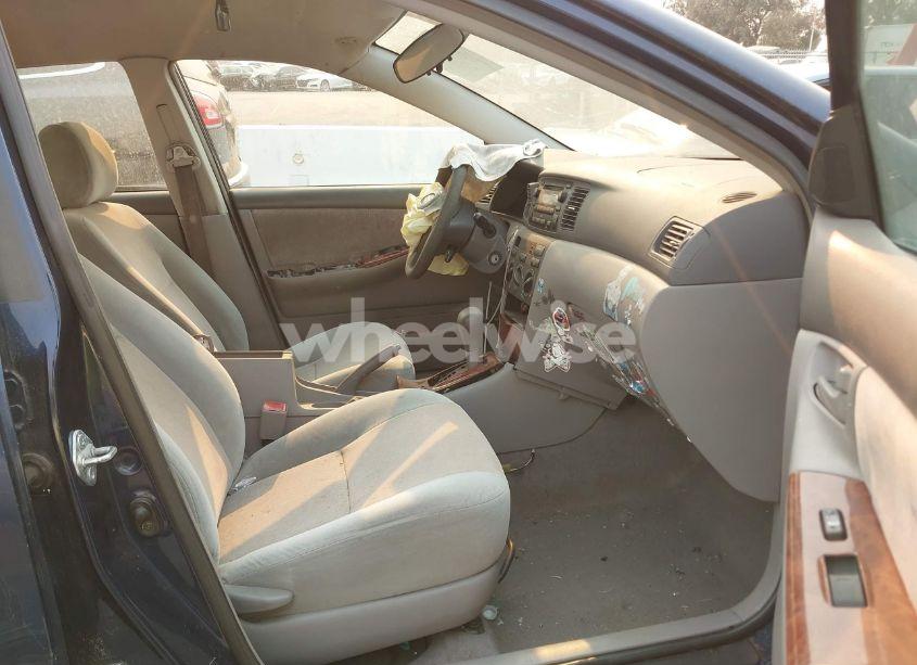 Photo 5 of 2007 Toyota Corolla LE (VIN 1NXBR32E57Z868373)