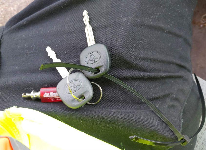 Photo 11 of 2007 Toyota Corolla CE (VIN 1NXBR32E57Z885092)