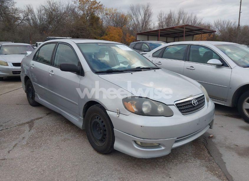 2007 Toyota Corolla S (VIN 1NXBR32E57Z887425) main photo