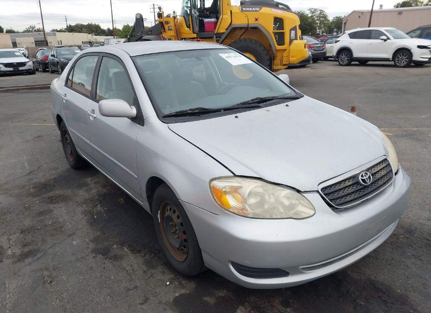 2008 Toyota Corolla LE (VIN 1NXBR32E58Z014193) main photo