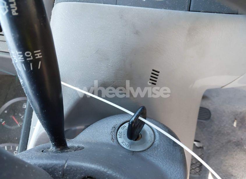 Photo 11 of 2003 Toyota Corolla CE (VIN 1NXBR32E63Z007794)