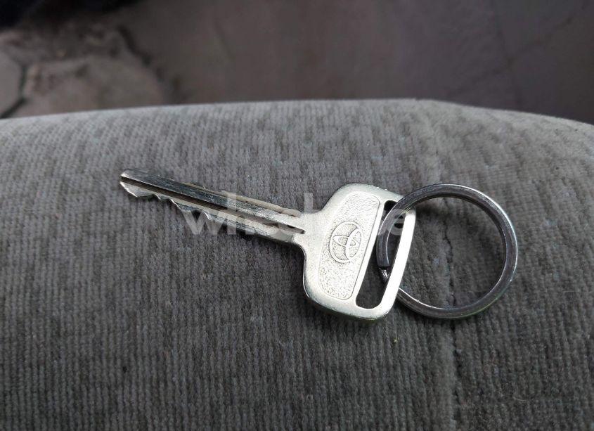 Photo 11 of 2003 Toyota Corolla LE (VIN 1NXBR32E63Z101304)