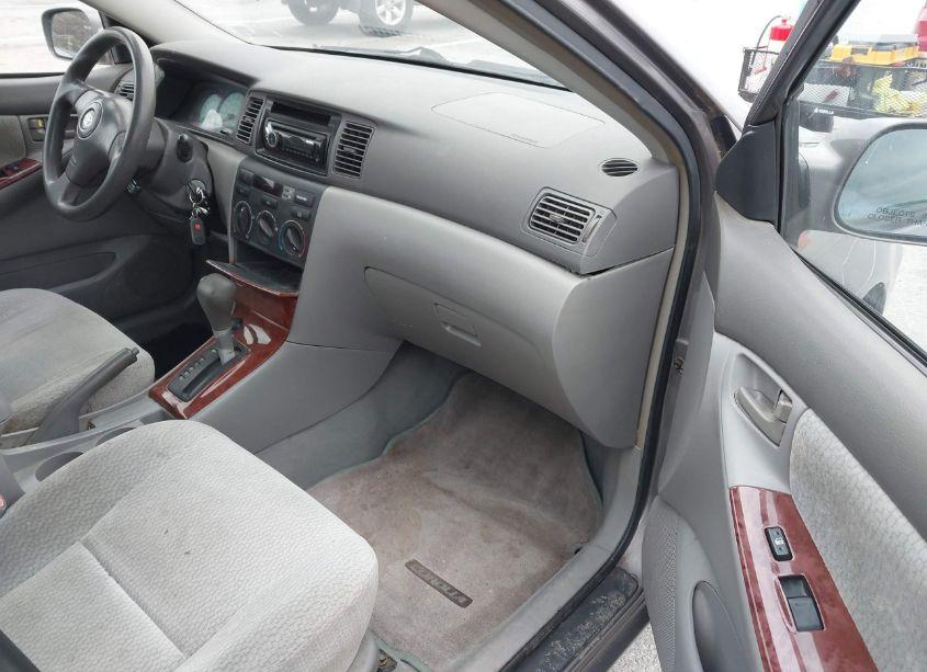 Photo 5 of 2004 Toyota Corolla LE (VIN 1NXBR32E64Z208015)