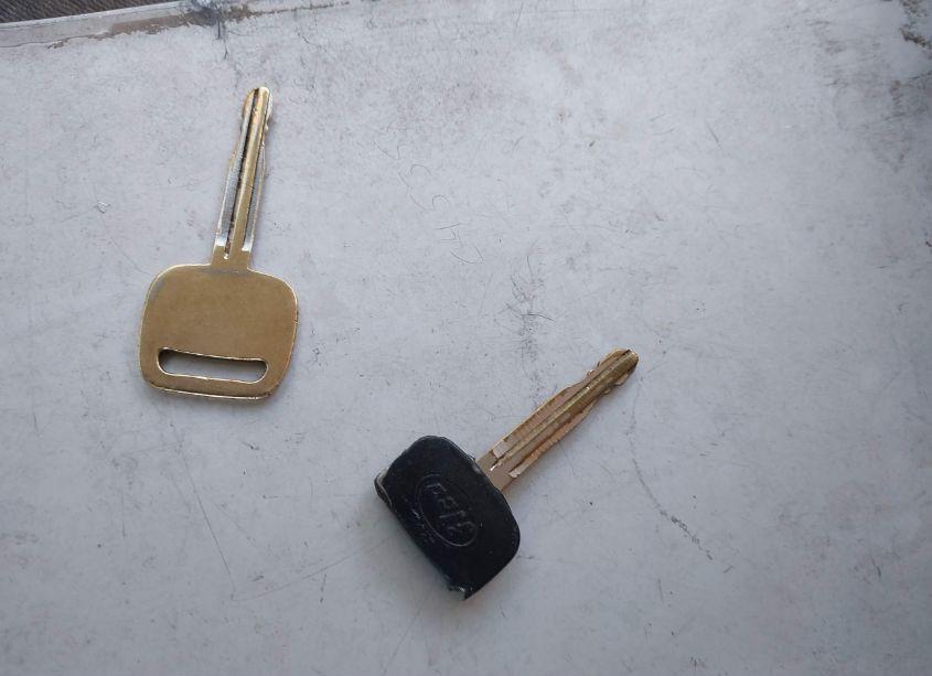 Photo 11 of 2004 Toyota Corolla LE (VIN 1NXBR32E64Z229351)