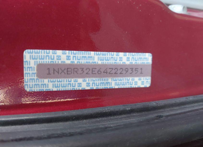 Photo 9 of 2004 Toyota Corolla LE (VIN 1NXBR32E64Z229351)