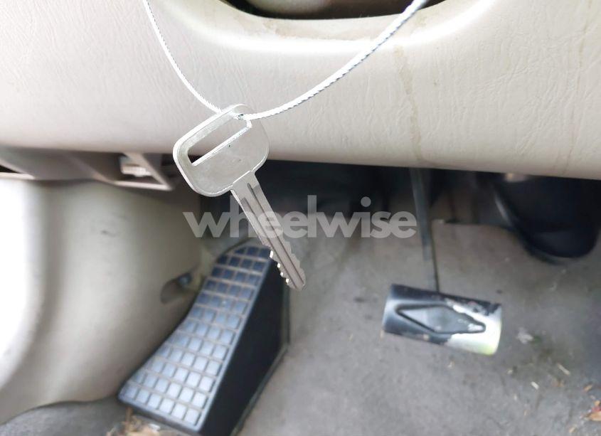 Photo 11 of 2004 Toyota Corolla CE (VIN 1NXBR32E64Z247669)