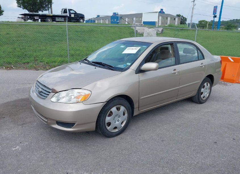 Photo 2 of 2004 Toyota Corolla LE (VIN 1NXBR32E64Z261703)