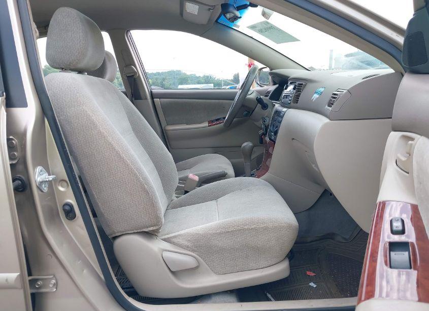 Photo 5 of 2004 Toyota Corolla LE (VIN 1NXBR32E64Z261703)