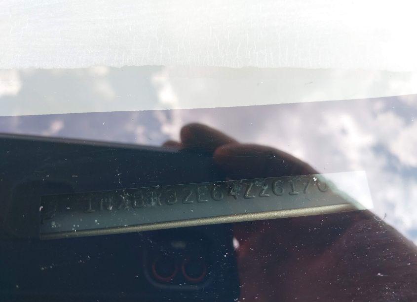 Photo 9 of 2004 Toyota Corolla LE (VIN 1NXBR32E64Z261703)