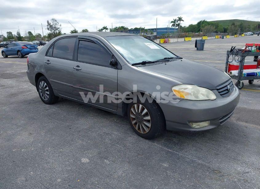2004 Toyota Corolla LE (VIN 1NXBR32E64Z291204) main photo