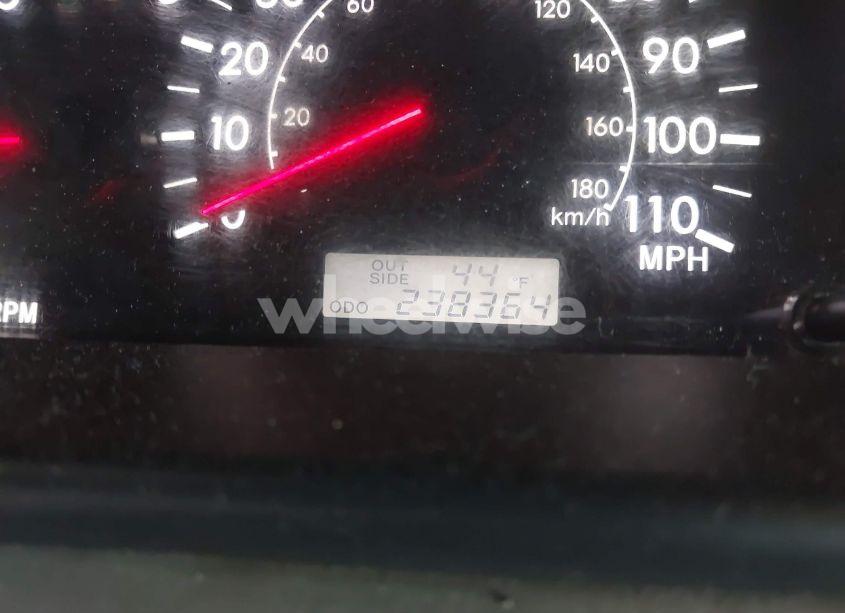 Photo 7 of 2005 Toyota Corolla LE (VIN 1NXBR32E65Z347739)