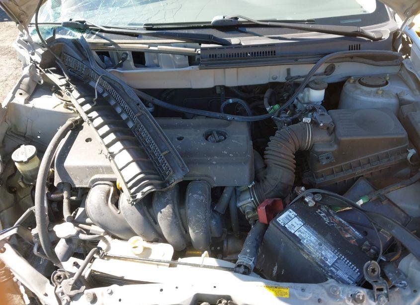 Photo 10 of 2005 Toyota Corolla LE (VIN 1NXBR32E65Z350303)