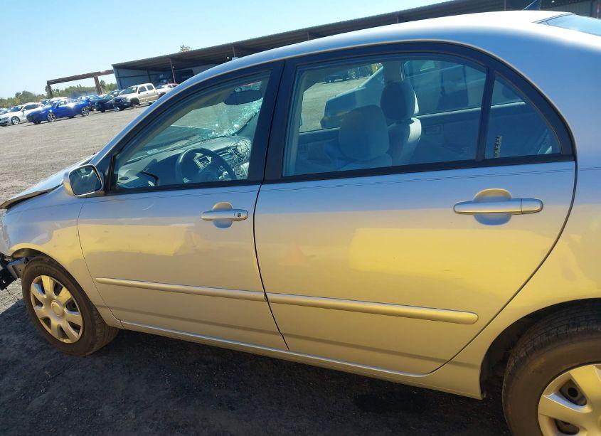 Photo 14 of 2005 Toyota Corolla LE (VIN 1NXBR32E65Z350303)