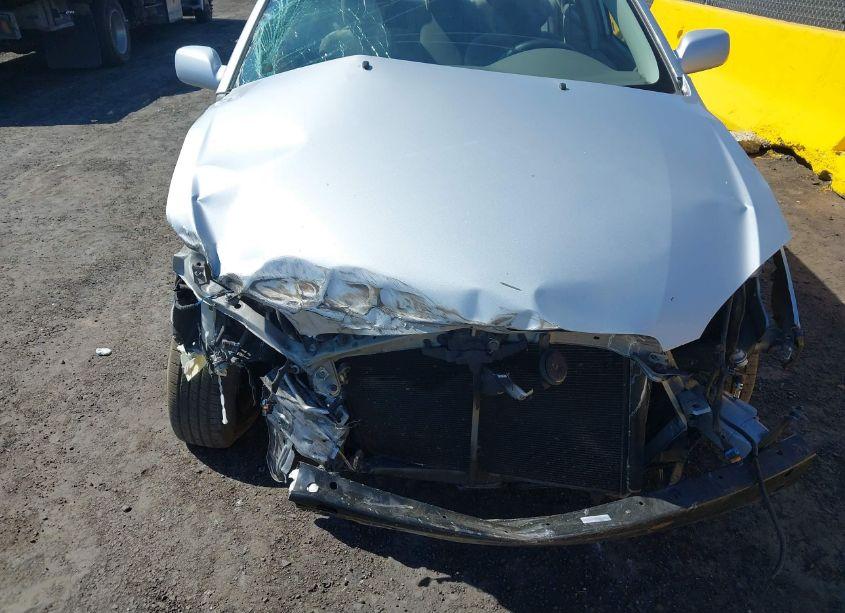 Photo 6 of 2005 Toyota Corolla LE (VIN 1NXBR32E65Z350303)