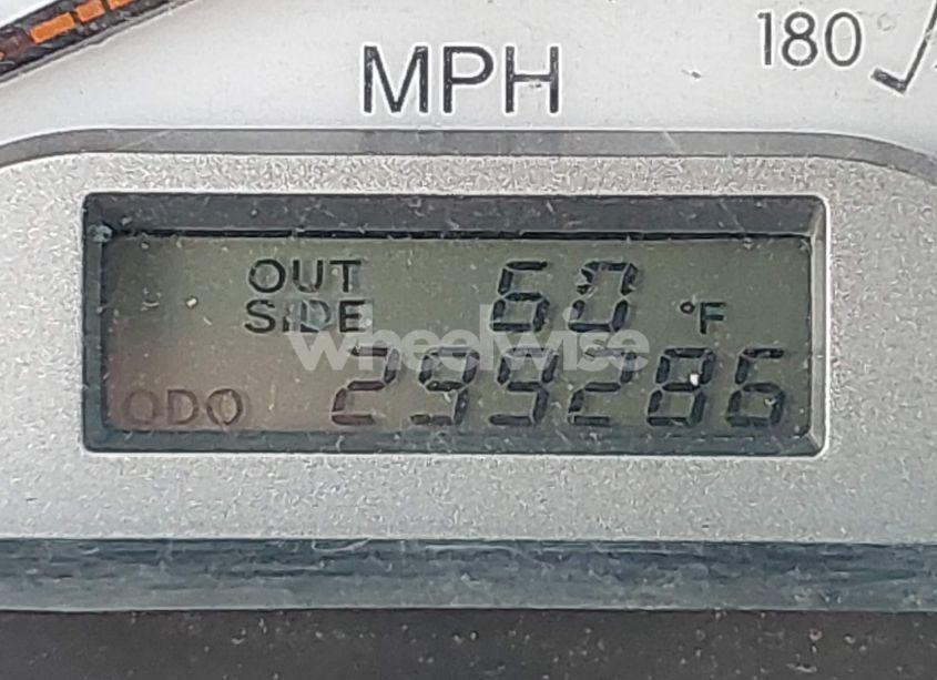 Photo 16 of 2005 Toyota Corolla S (VIN 1NXBR32E65Z430975)