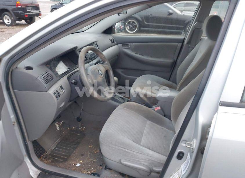 Photo 5 of 2005 Toyota Corolla CE (VIN 1NXBR32E65Z468304)