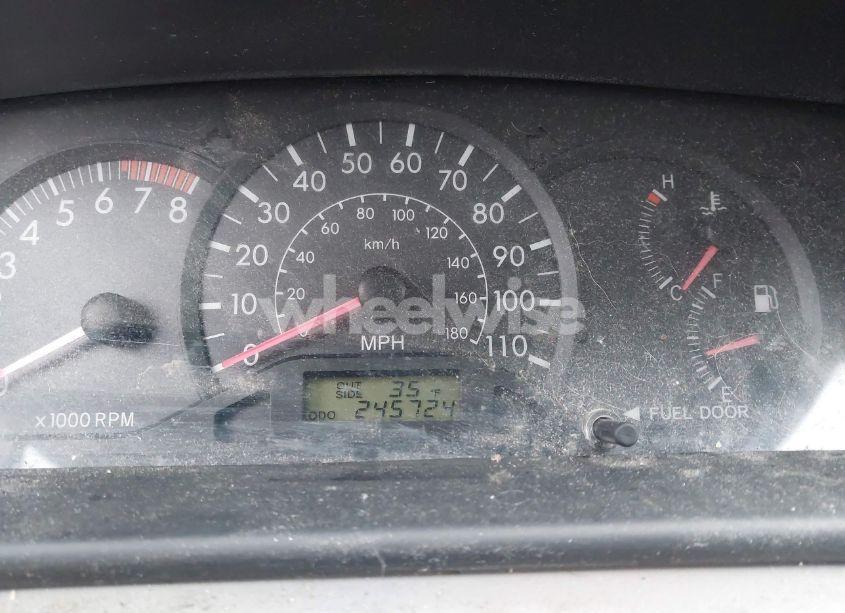 Photo 7 of 2005 Toyota Corolla CE (VIN 1NXBR32E65Z468304)