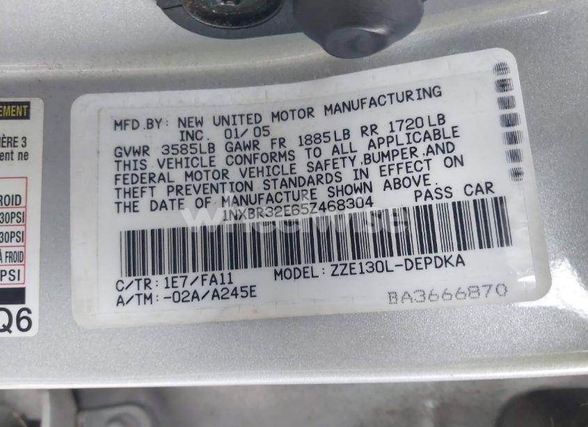 Photo 9 of 2005 Toyota Corolla CE (VIN 1NXBR32E65Z468304)