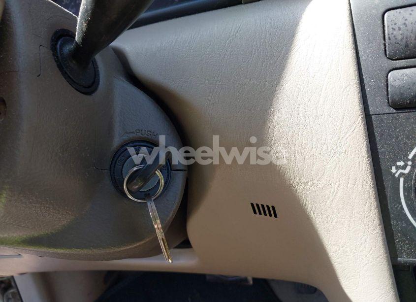 Photo 11 of 2005 Toyota Corolla CE (VIN 1NXBR32E65Z488343)