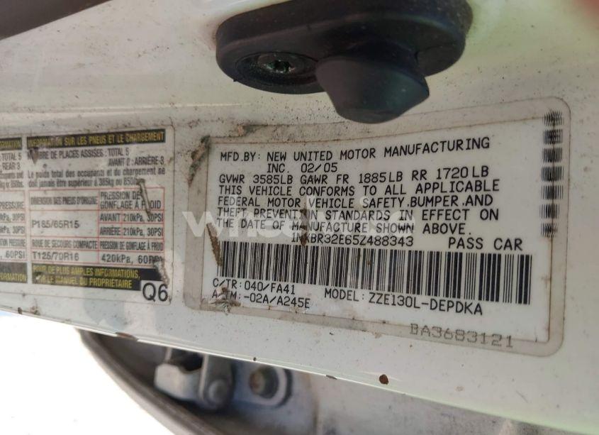 Photo 9 of 2005 Toyota Corolla CE (VIN 1NXBR32E65Z488343)