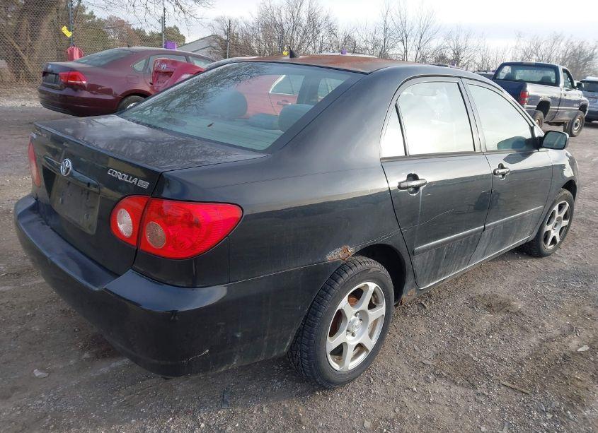 Photo 4 of 2005 Toyota Corolla LE (VIN 1NXBR32E65Z488553)