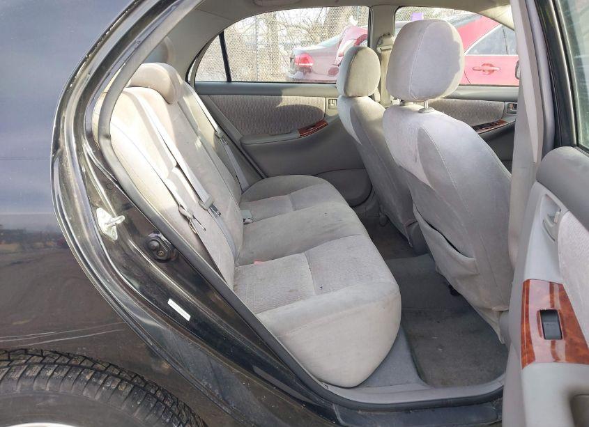 Photo 8 of 2005 Toyota Corolla LE (VIN 1NXBR32E65Z488553)