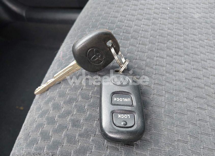 Photo 11 of 2005 Toyota Corolla S (VIN 1NXBR32E65Z493042)