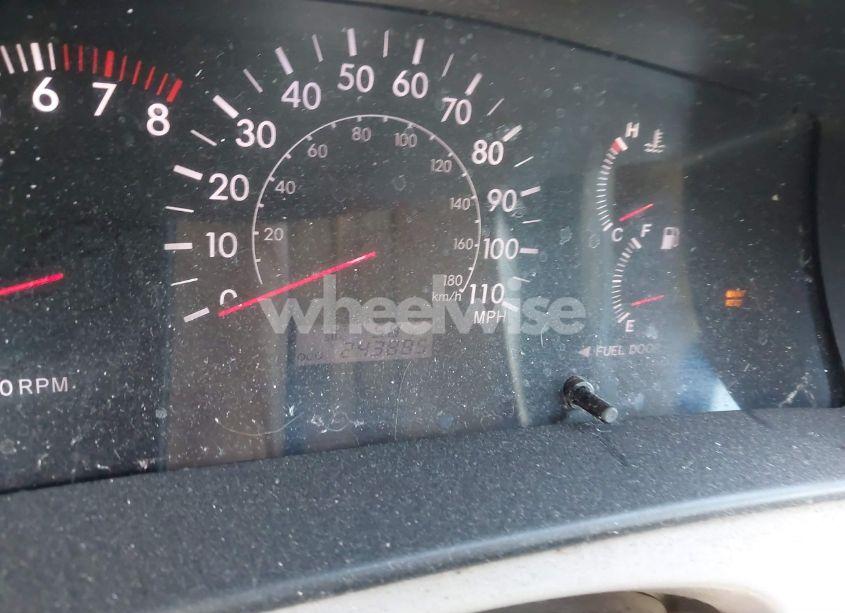 Photo 7 of 2005 Toyota Corolla LE (VIN 1NXBR32E65Z495633)