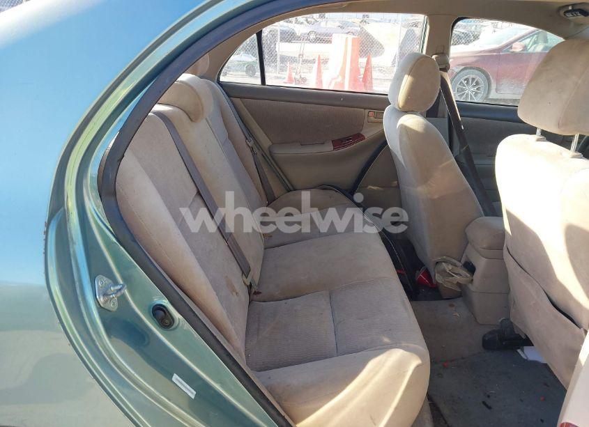 Photo 8 of 2005 Toyota Corolla LE (VIN 1NXBR32E65Z495633)