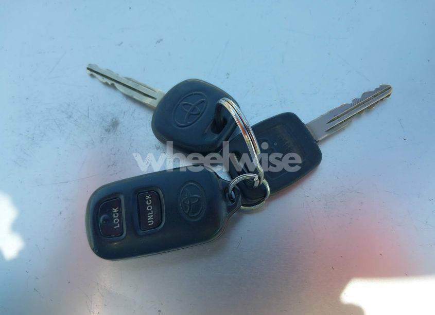 Photo 11 of 2005 Toyota Corolla CE/LE/S (VIN 1NXBR32E65Z497298)