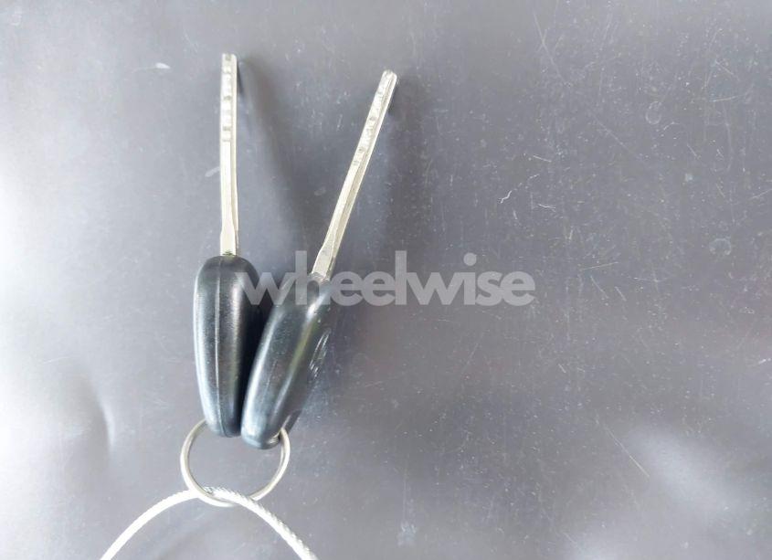 Photo 11 of 2005 Toyota Corolla CE (VIN 1NXBR32E65Z519932)