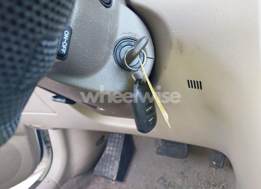 Photo 11 of 2006 Toyota Corolla LE (VIN 1NXBR32E66Z586838)