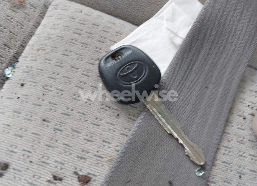 Photo 11 of 2006 Toyota Corolla CE/LE/S (VIN 1NXBR32E66Z596947)