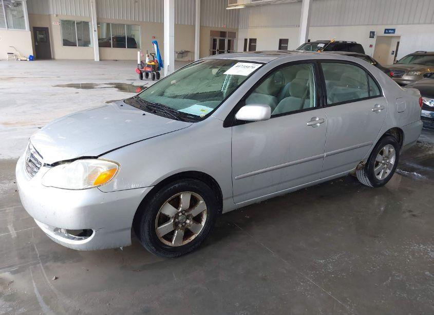 Photo 2 of 2006 Toyota Corolla LE (VIN 1NXBR32E66Z647203)
